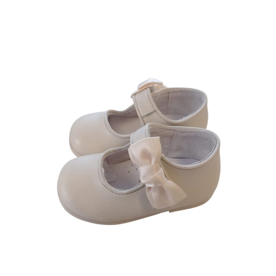 Zapato beig bebe